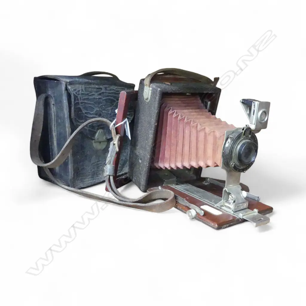 OLD PLATE CAMERA IN ORIGINAL LEATHER CASE + CASED KODAK NUMBER 1A CAMERA Image 1++