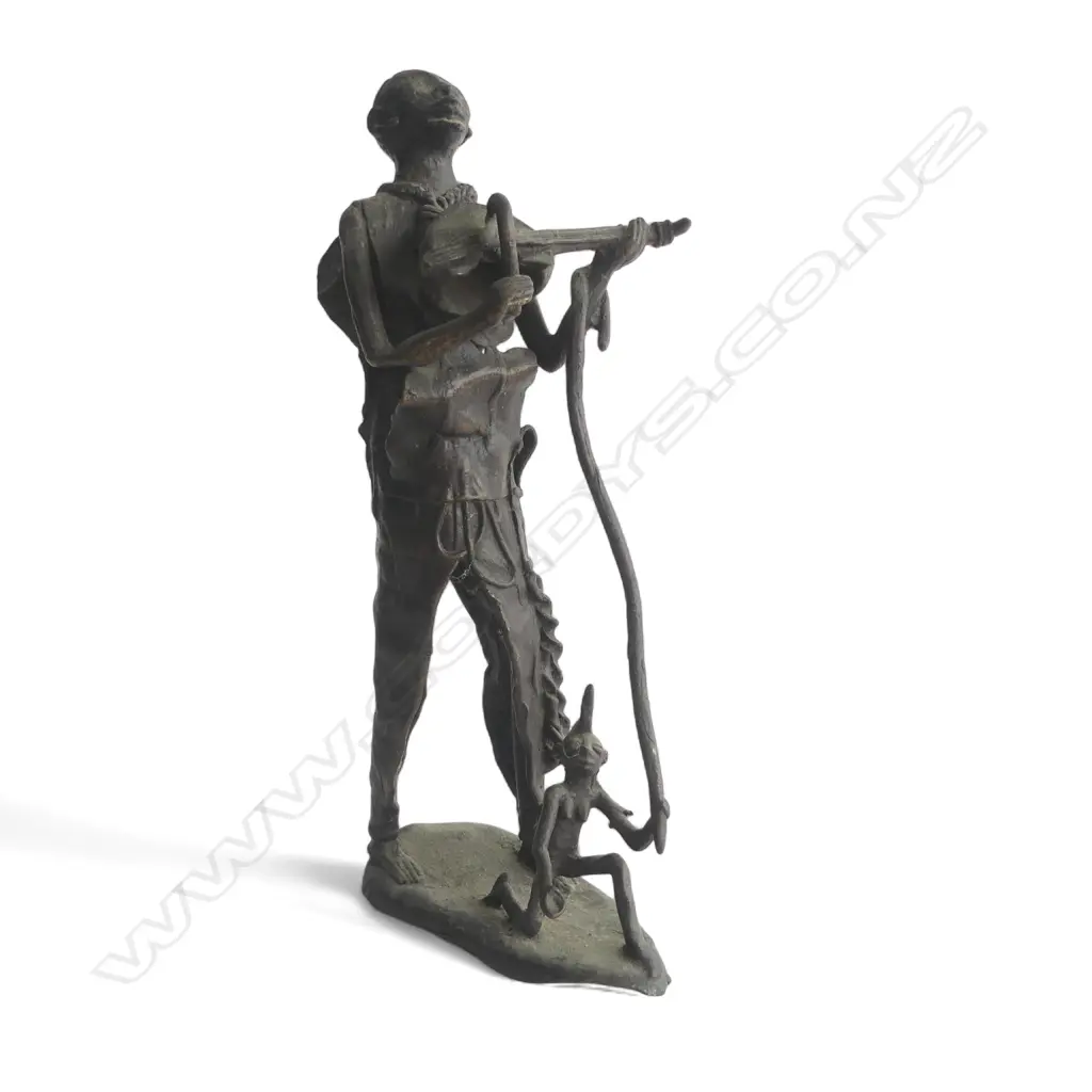 A gift to our vendor from Thomas Adeoye Lambo Image 1++