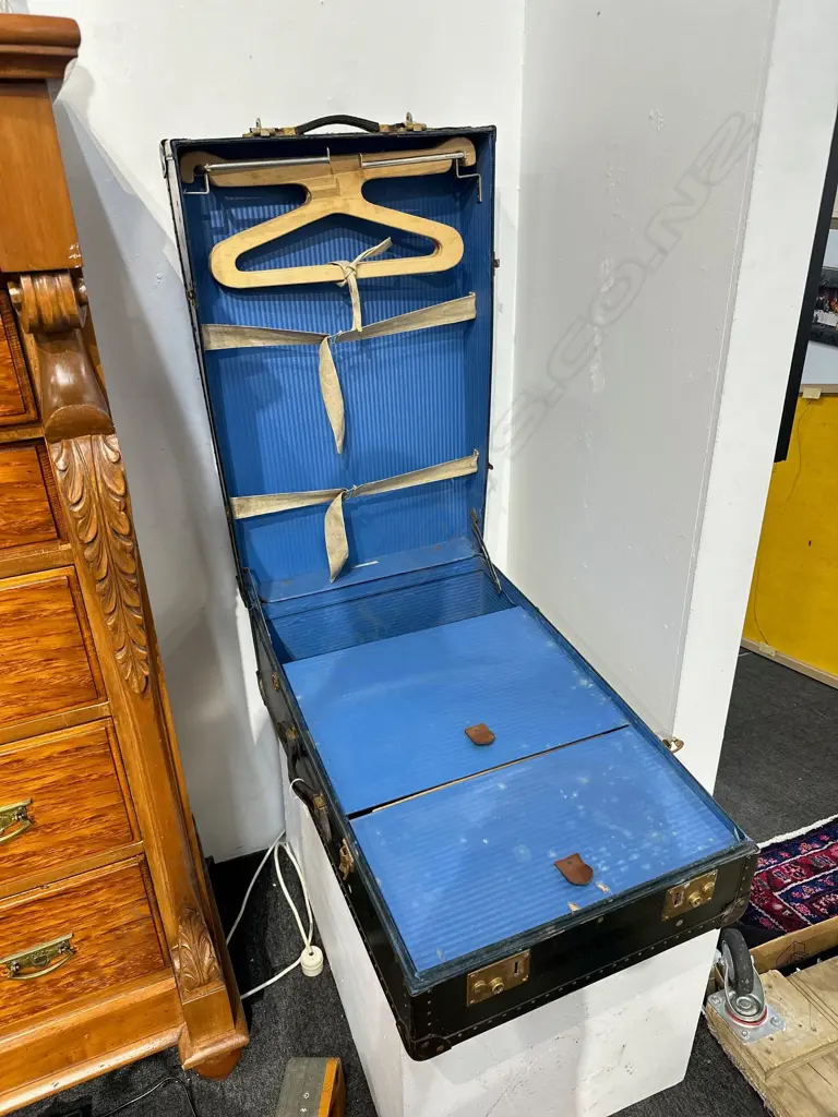 VINTAGE WATA JOY STEAMER TRUNK HARRODS LONDON TO INTERIOR 765x265x485mm Image 1++