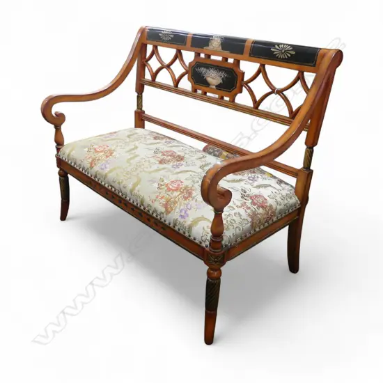 REGENCY STYLE BENCH w. UPHOLSTERED SEAT 1160x650x1025mm