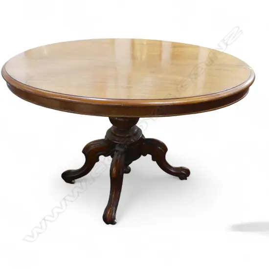 VICTORIAN OVAL LOO TABLE 1200x890x740mm
