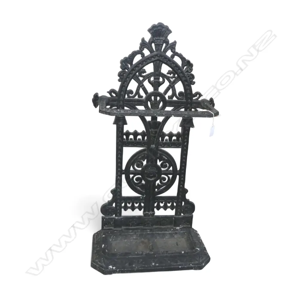 BLACK PAINTED ALUMINIUM VICTORIAN STYLE UMBRELLA STAND H.790mm Image 1++