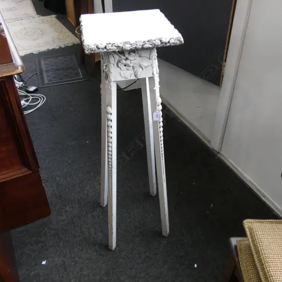 WHITE PAINTED PLANT STAND H.880mm