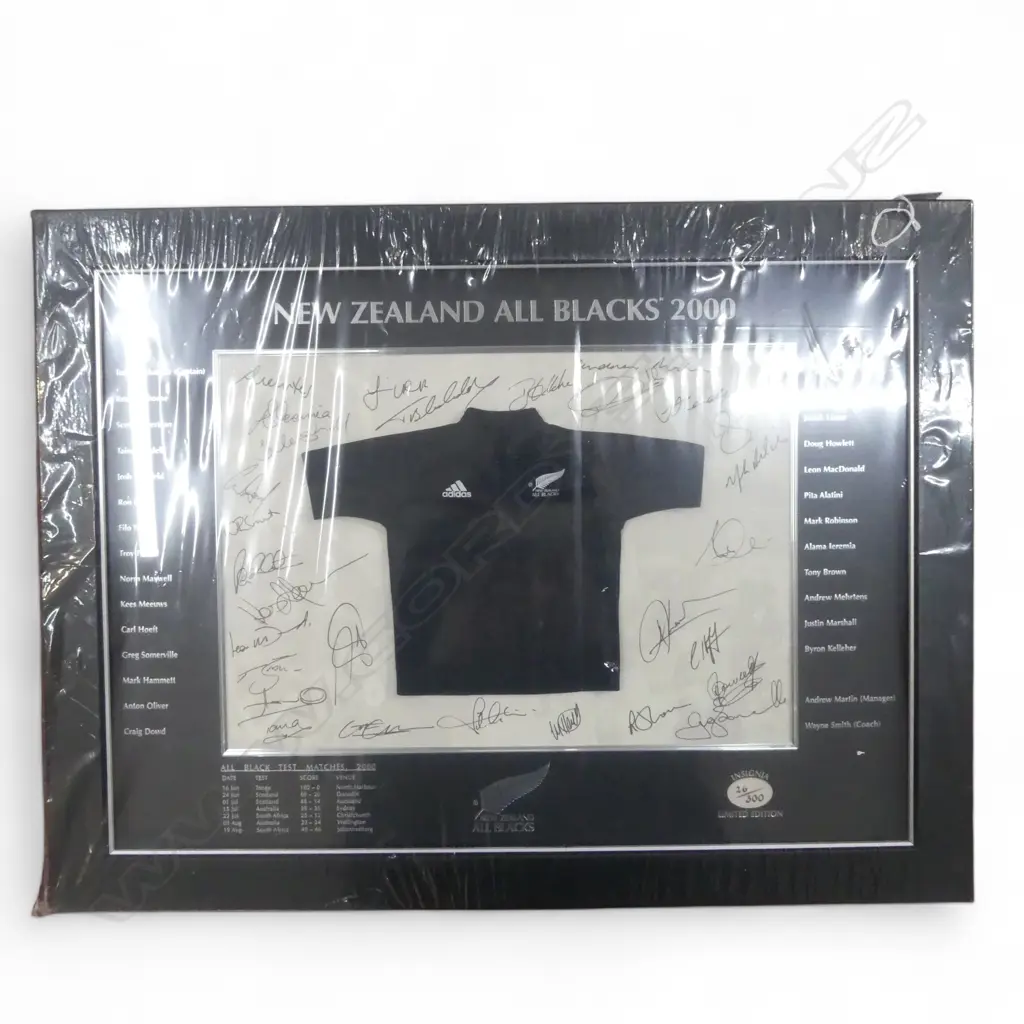 FRAMED 2000 MINIATURE SIGNED ALL BLACKS RUGBY SHIRT Ed.26/300 480x620mm Image 1++