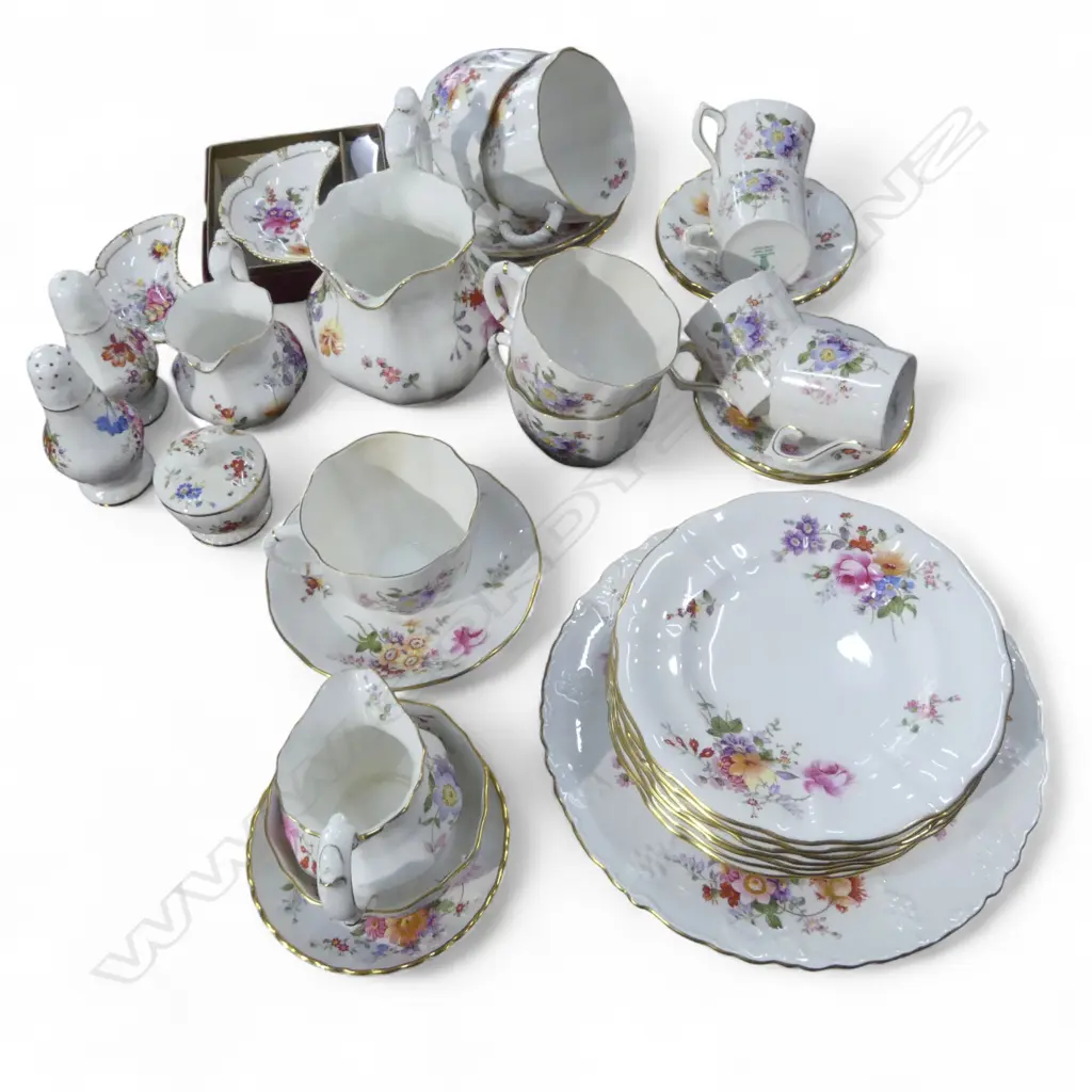 ASST. ROYAL CROWN DERBY 'DERBY POSIES' Image 1++