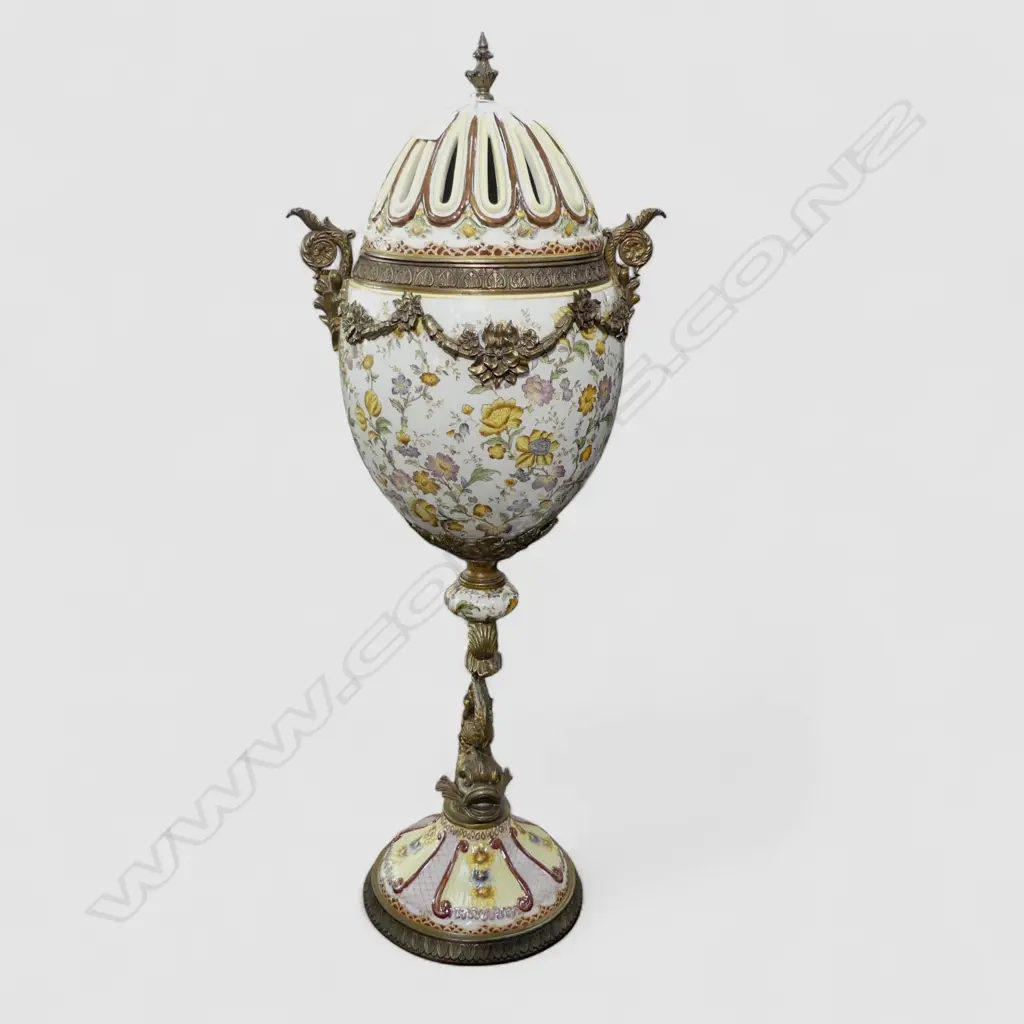 A TALL WONG LEE OVOID SHAPED POT POURII URN WITH FLORAL SWAGS RAISED ON A BRONZE DOLPHIN  PEDISTAL 880mm (H) Image 1++