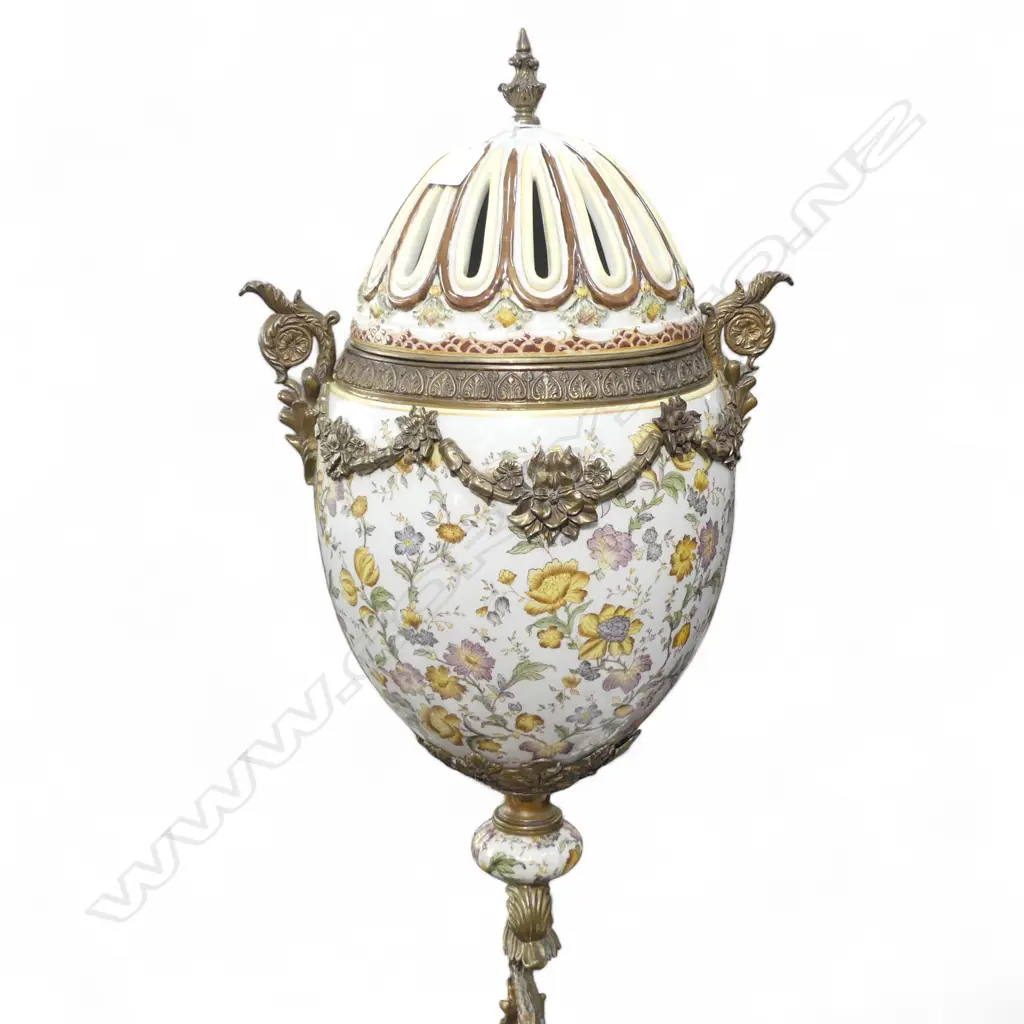 A TALL WONG LEE OVOID SHAPED POT POURII URN WITH FLORAL SWAGS RAISED ON A BRONZE DOLPHIN  PEDISTAL 880mm (H) Image 1++