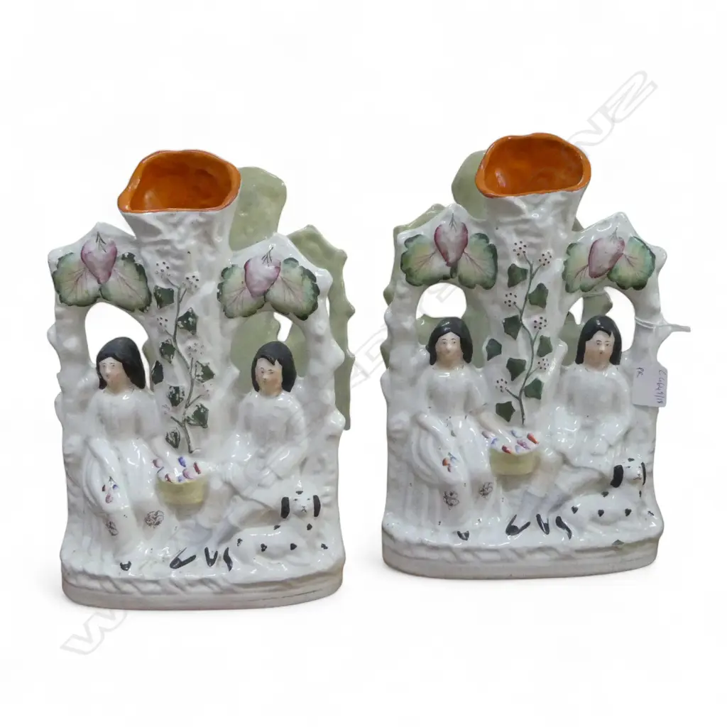 PR VICTORIAN FLAT BACK SPILL VASES H.320mm Image 1++