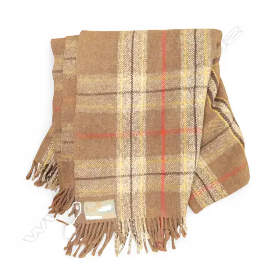 VINTAGE 'MOSGIEL RUG ALL WOOL MADE AT MOSGIEL MILLS DUNEDIN NZ' TRAVEL RUG / BLANKET. Labelled