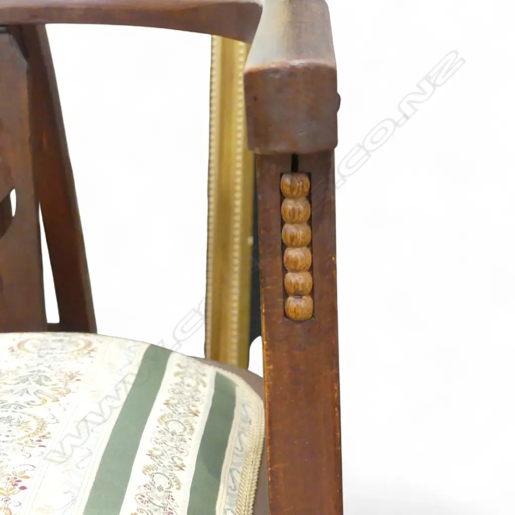 PR FOLDING CHAIRS Image 1++