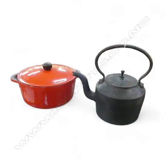 OLD CAST IRON KETTLE H.280mm + 'MONET' RED ENAMELLED CASSEROLE 260mm dia