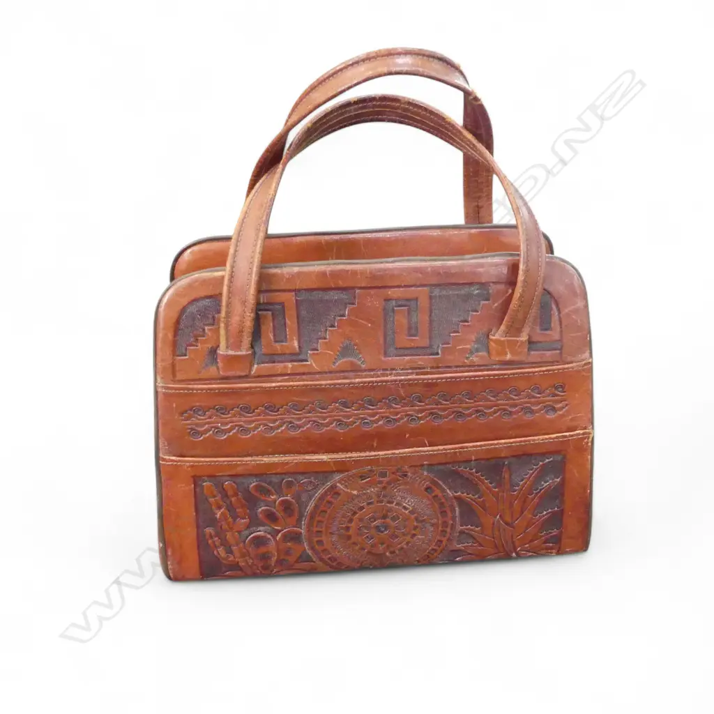 EMBOSSED LEATHER EL MATADOR BAG  Image 1++