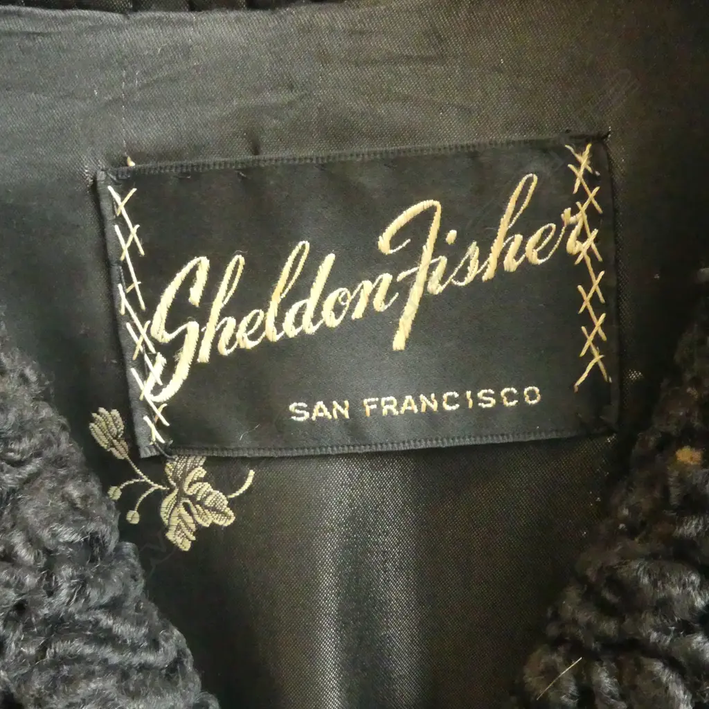 VINTAGE ASTRAKHAN JACKET, CUFFS w. FUR TRIM Image 1++