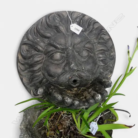 CONCRETE GARDEN SUN 350mm dia