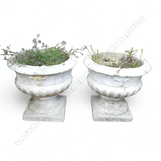 PR WHITE PAINTED CONCRETE URN PLANTERS H.350mm