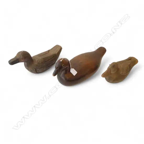 3 WOODEN DUCK DECOYS L.400mm