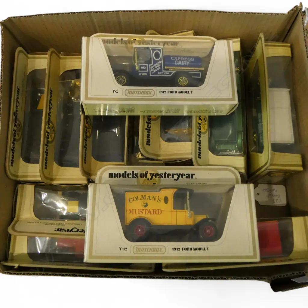12 BOXED MATCHBOX MODELS OF YESTERYEAR  Image 1++