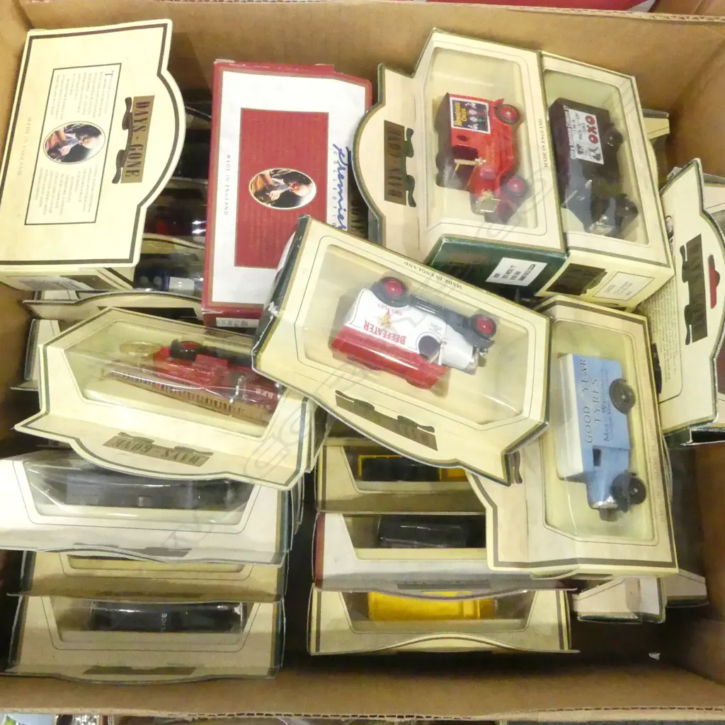 31 BOXED DAYS GONE MODELS  Image 1++