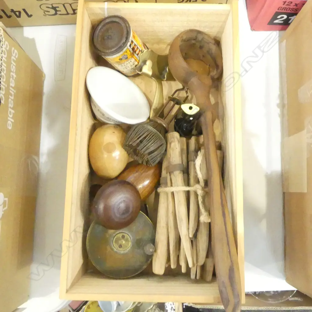 ASST. VINTAGE PCS; WOODEN DARNING, KITCHEN ITEMS, WOODEN GYPSY PEGS, OLIVE WOOD LADLE & BRASS FISHING REEL Image 1++