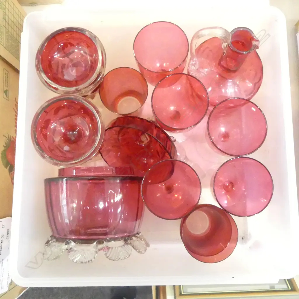 ASST. CRANBERRY GLASS AF Image 1++