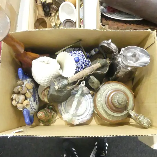 ASST. ITEMS; TEAPOTS, ETC