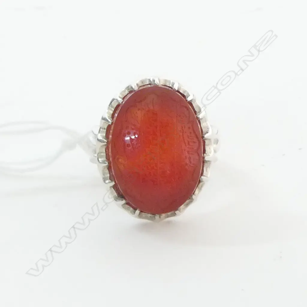 MIDDLE EASTERN 925 CARVED AGATE RING 11.2grms Image 1++