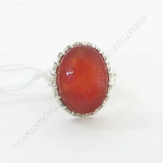 MIDDLE EASTERN 925 CARVED AGATE RING 11.2grms