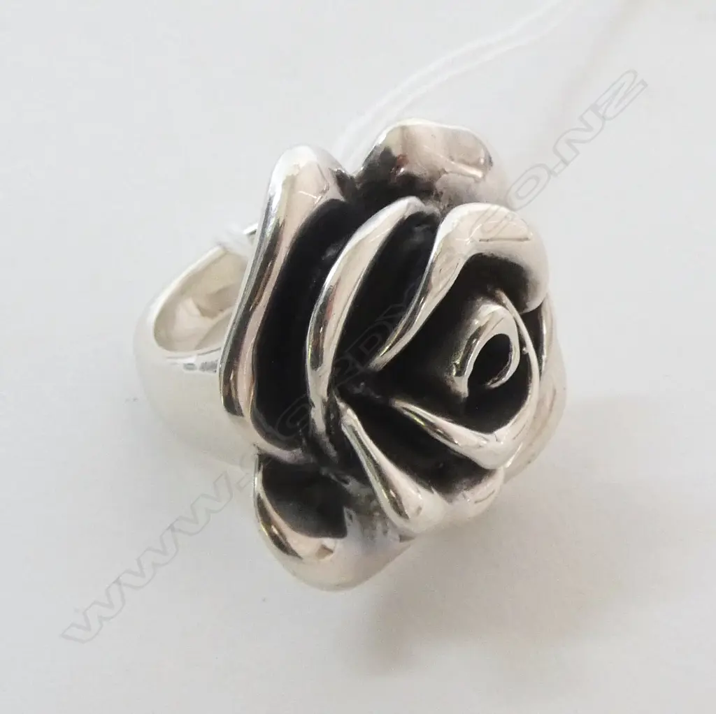 STERLING SILVER LARGE HOLLOW ROSE DRESS RING SIZE N.  9.5 GMS Image 1++