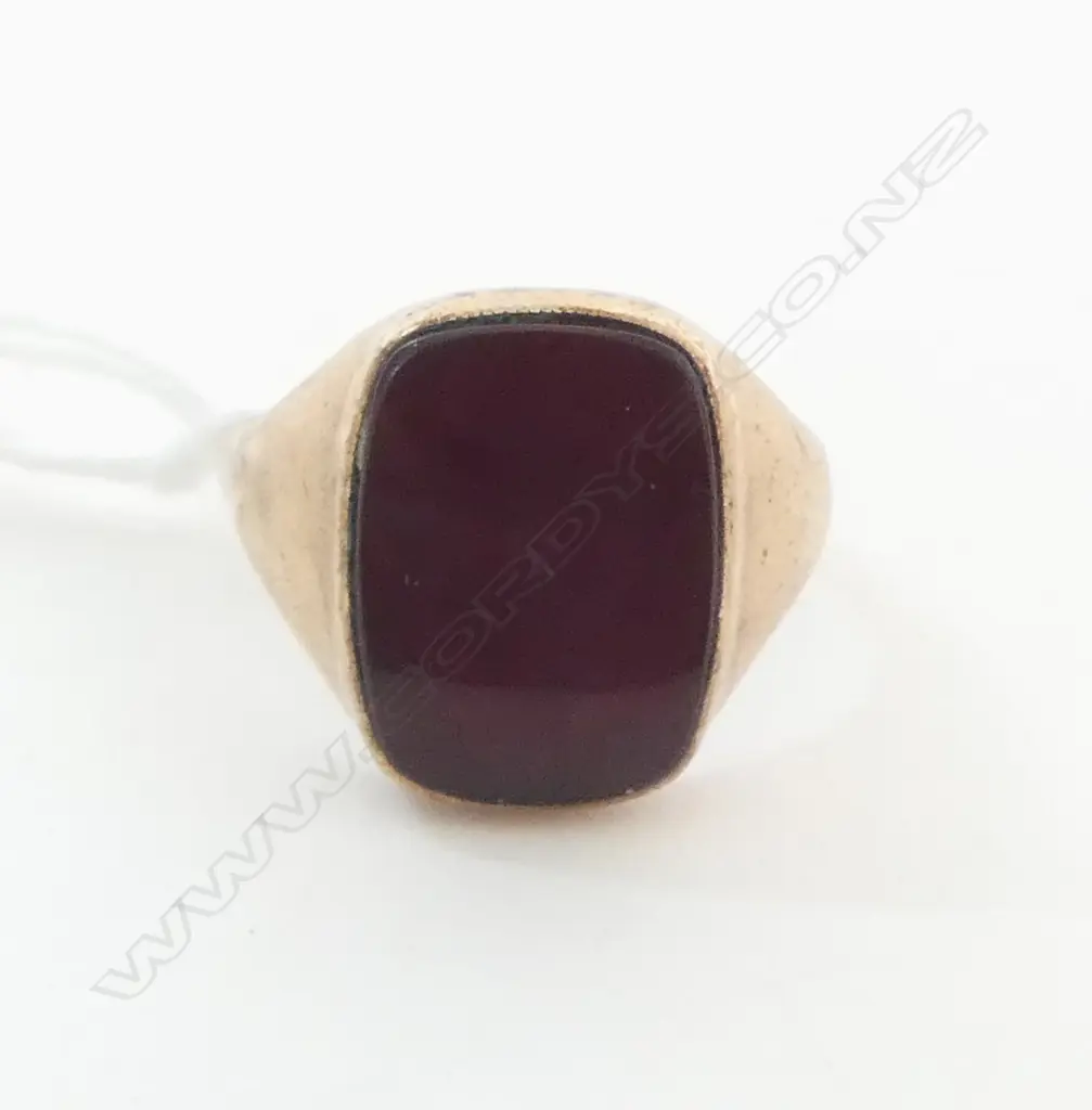 VINTAGE 9ct ROSE GOLD & AGATE? SIGNET RING 5gms SIZE R Image 1++