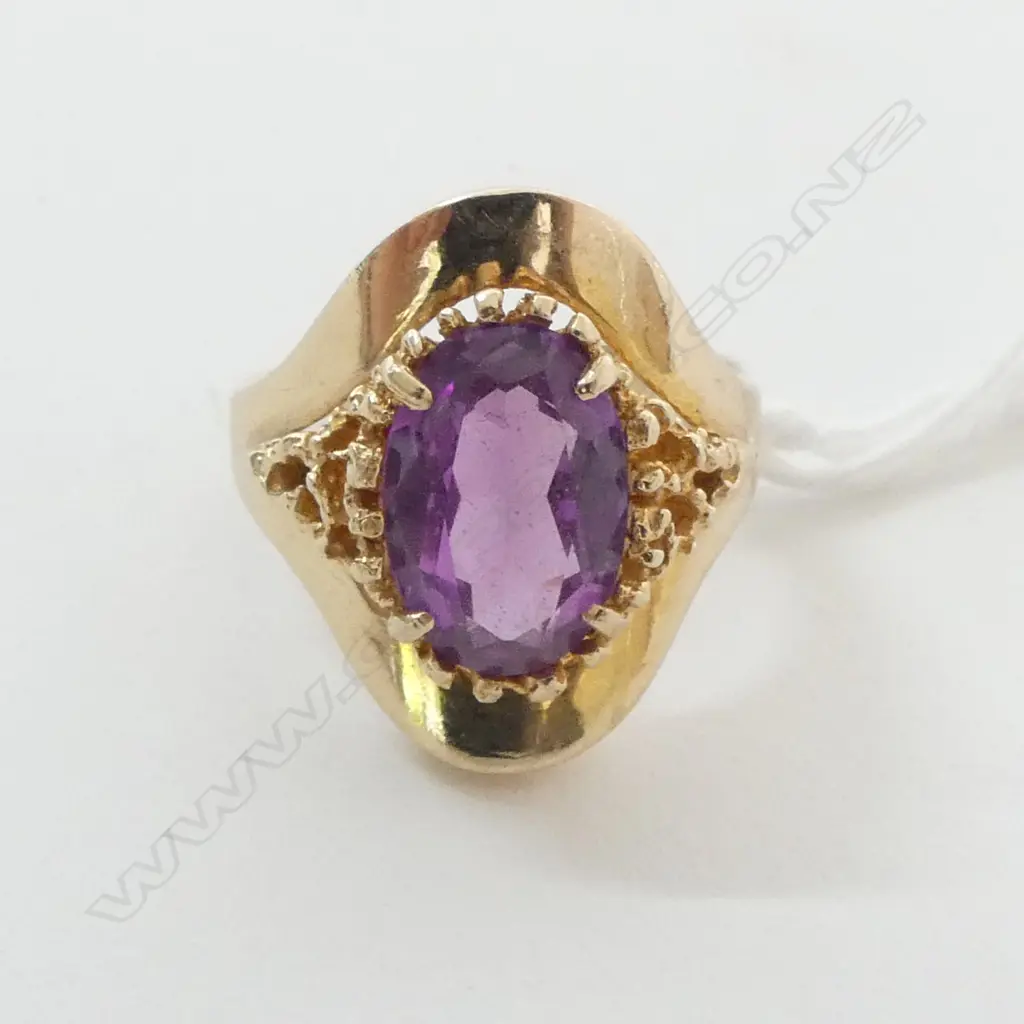 9CT Y/GOLD SYN  PURPLE/PINK SAPPHIRE DRESS RING SIZE M 6.3 GMS Image 1++
