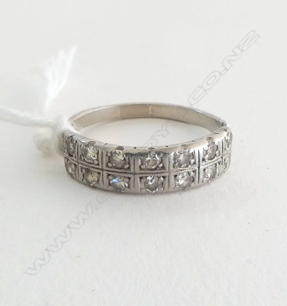PALLADIUM & DIAMOND RING 2.2gms SIZE L Image 1++
