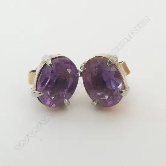 PR 9ct GOLD & AMETHYST EARRINGS 1.9grms
