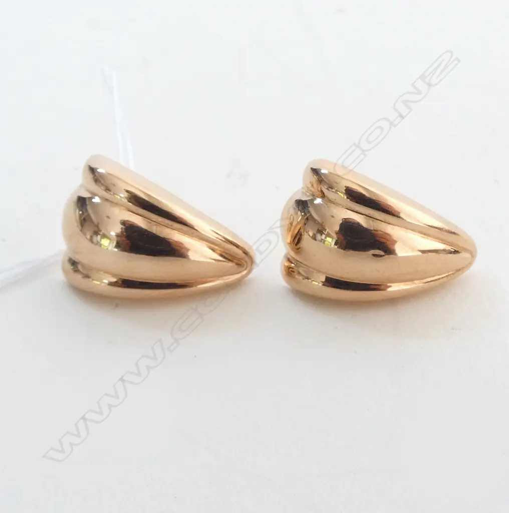 9ct ROSE GOLD ITALIAN STUDS 2.3 GMS R.G SCROLLS Image 1++