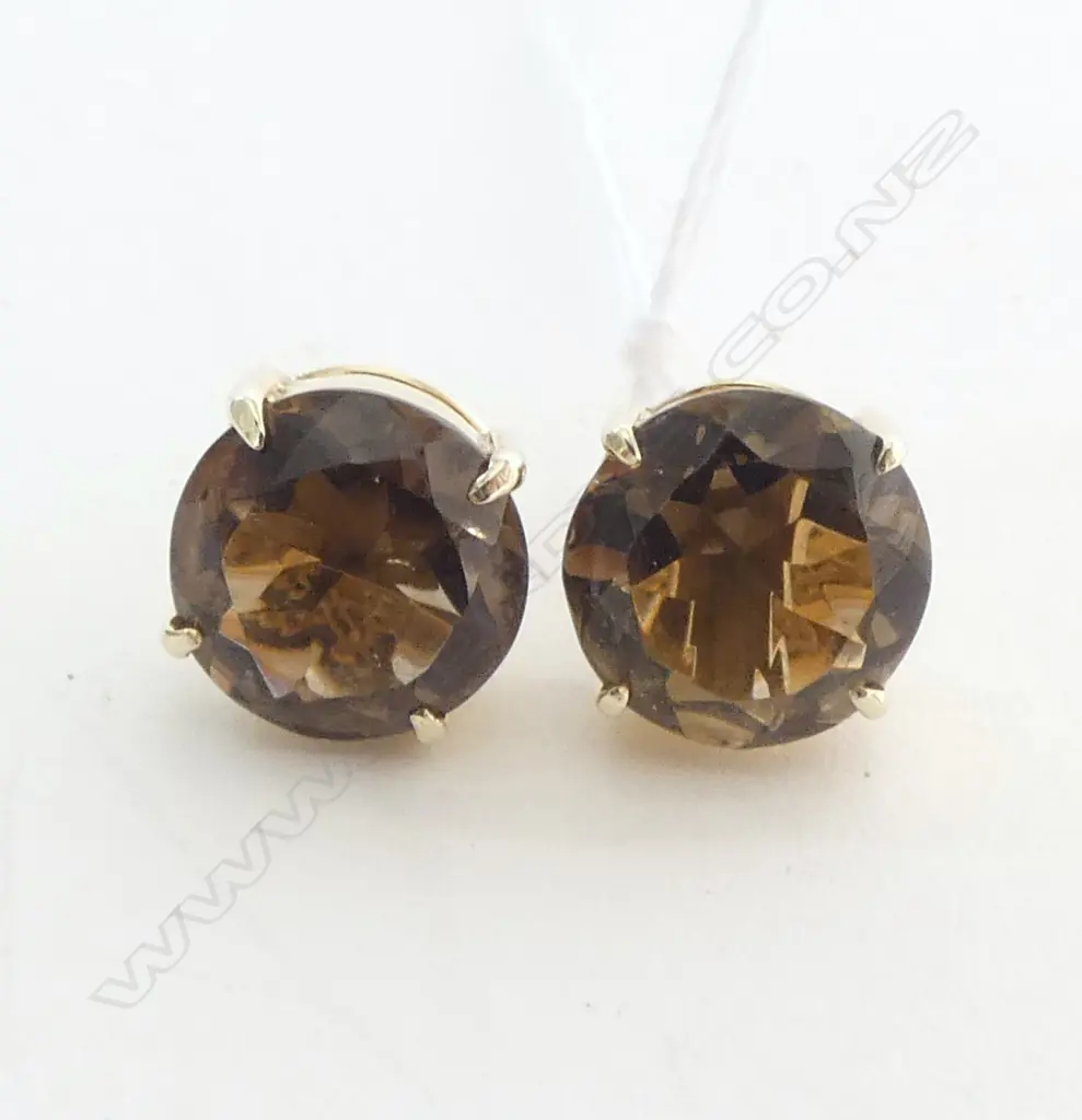 14ct Y/G LARGE SMOKEY QUARTZ STUDS 11mm round 5.2 GMS set Image 1++