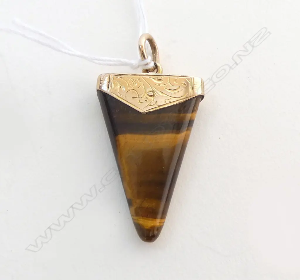 9ct ANTIQUE TIGERS EYE TOOTH SHAPE FOB (3cm long) Image 1++