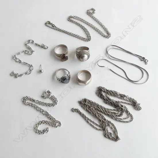 SILVER JEWELLERY: 4 NECKCHAINS + BRACELET + 4 RINGS