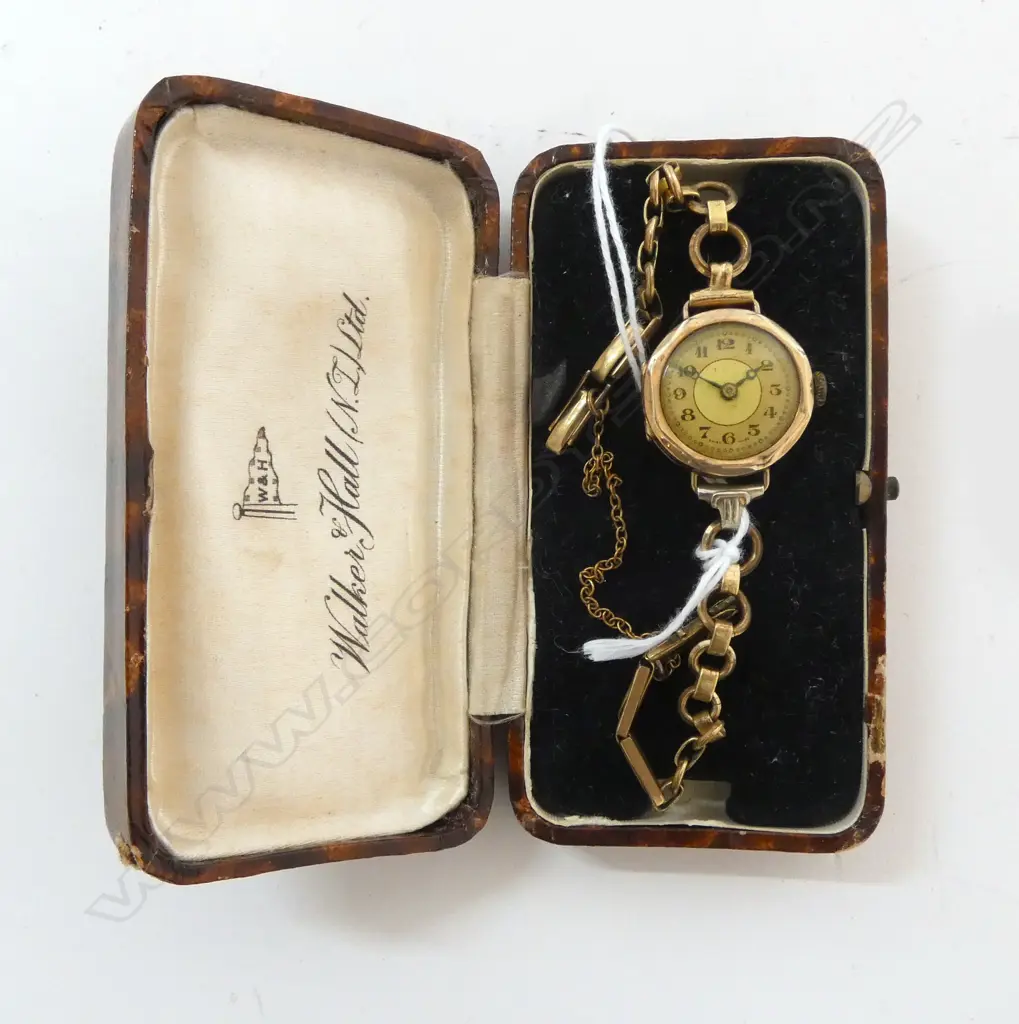 VINTAGE 9CT WRIST WATCH, 13.6grms total RG STRAP Image 1++