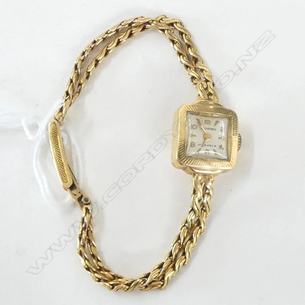 18ct YELLOW GOLD BUCHERER LADIES WRISTWATCH Image 1++