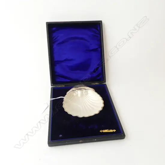 CASED STG SILVER SCALLOP TRAY 37.3gms