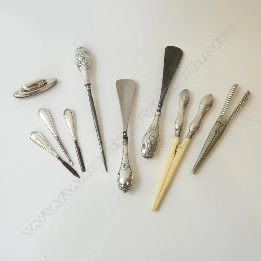 9 STG SILVER HANDLE DRESSING TABLE ITEMS, BIRM 1903 ETC SOME  A/F, L.90MM-255MM Image 1++