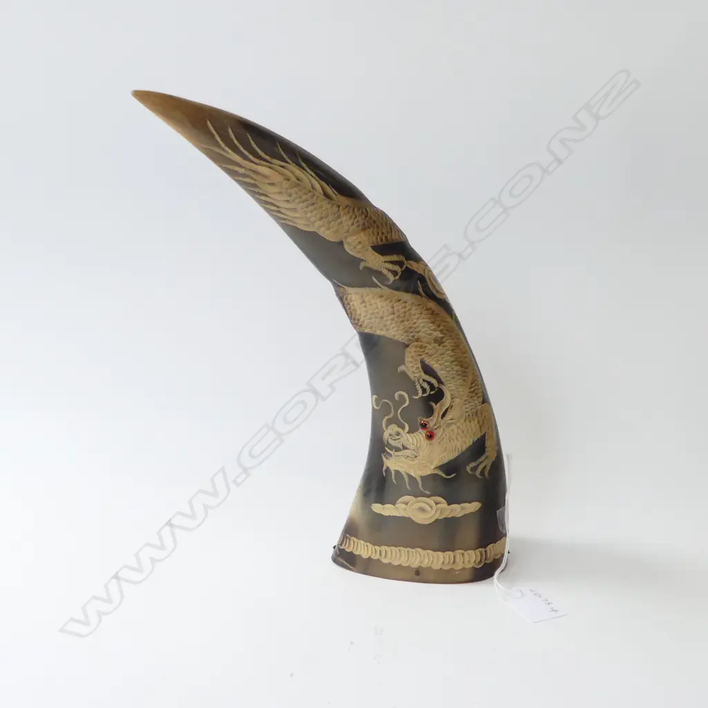 BUFFALO HORN w FINELY CARVED DRAGON L.370mm Image 1++