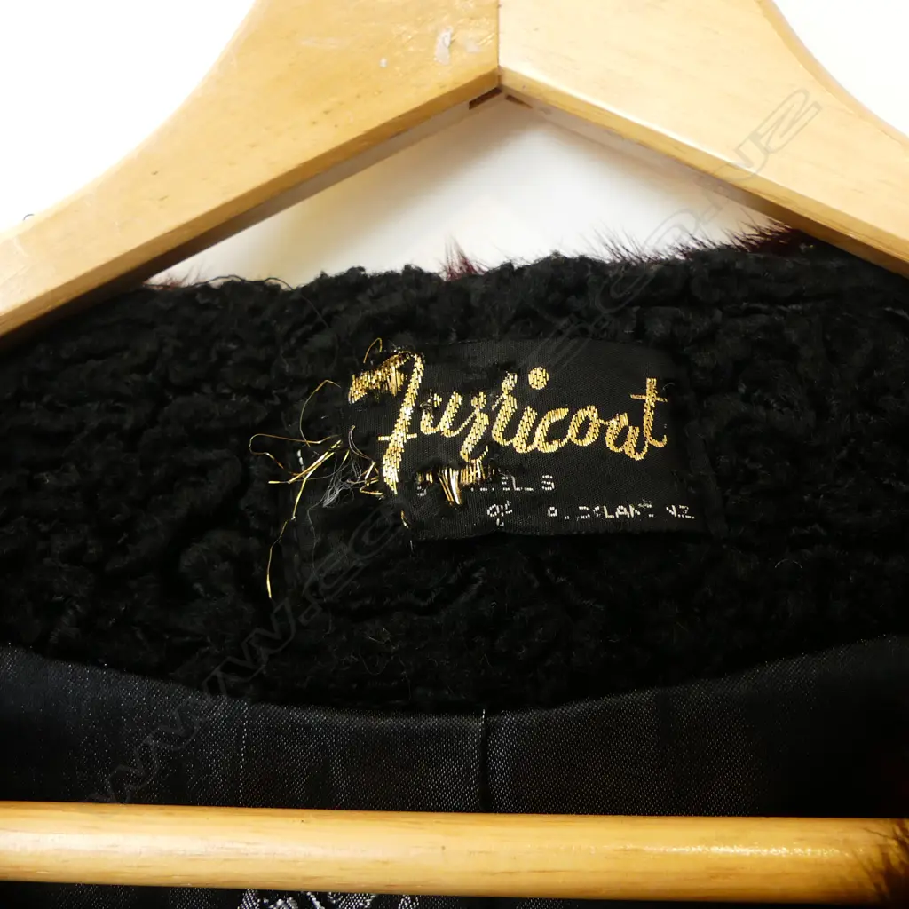 ASTRAKHAN JACKET WITH RED FUR COLLAR  Image 1++