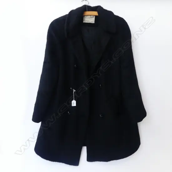 GENTLEMAN'S COAT - JOHN COVE COUTURE