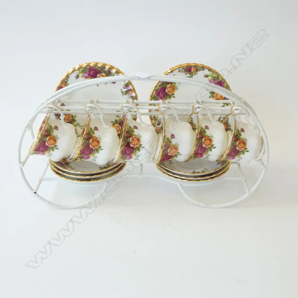 6 ROYAL ALBERT OLD COUNTRY ROSES TRIOS IN HOLDER W.430mm Image 1++
