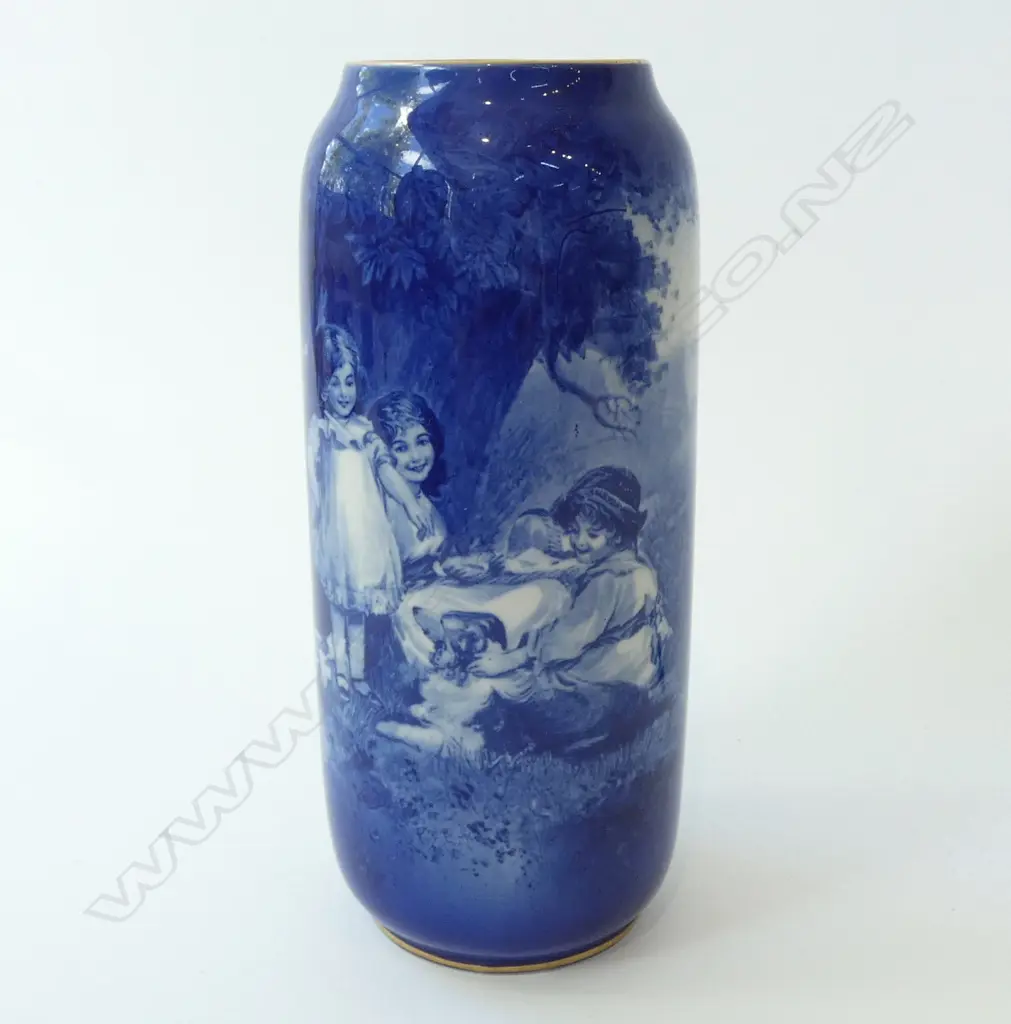 ROYAL DOULTON BLUE CHILDREN VASE H.250mm (CHIPS TO BASE) Image 1++