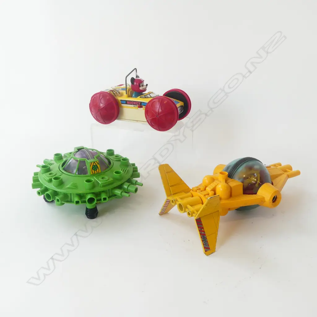 VINTAGE MICKEY MOUSE JAPAN CAR & TWO BRITAINS ENGLAND SPACE TOYS, L.175-230MM Image 1++