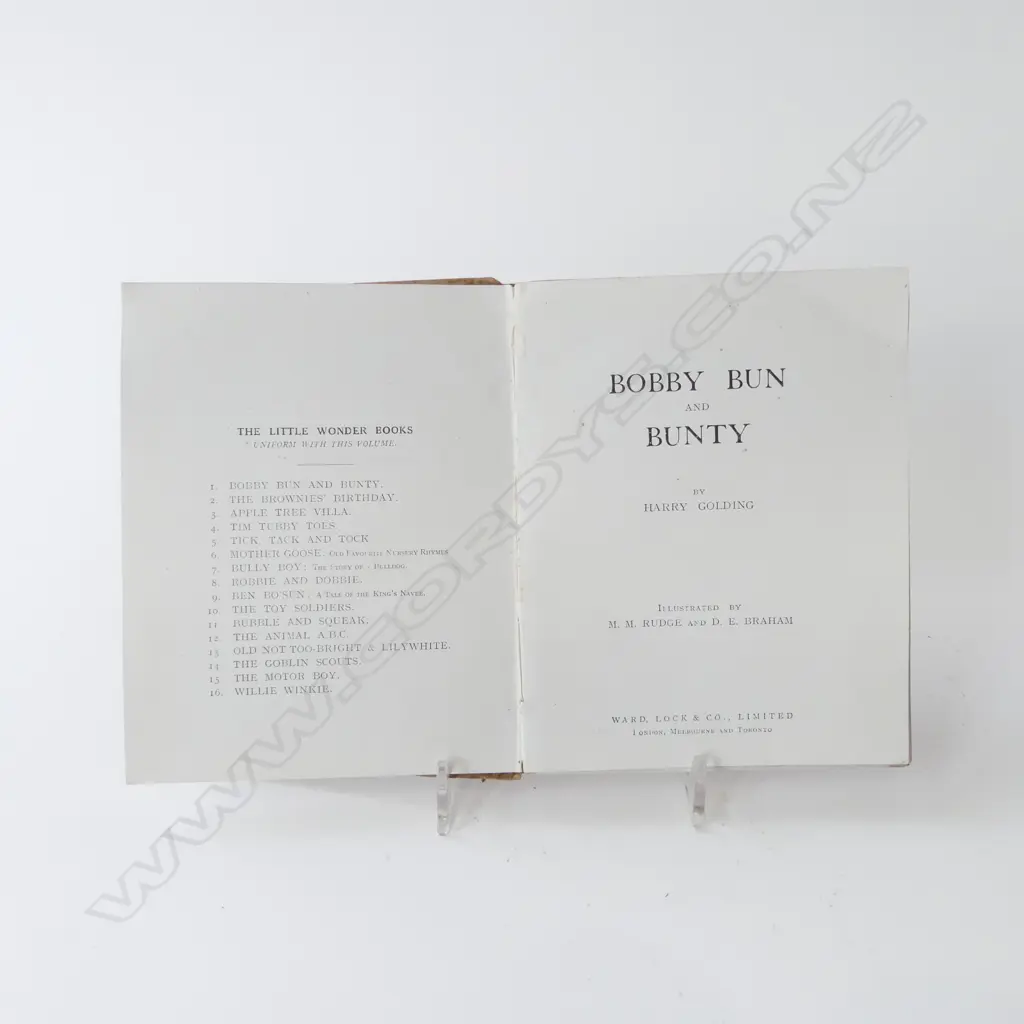 'BOBBY BUN AND BUNTY' CHILDRENS BOOK some distress Image 1++