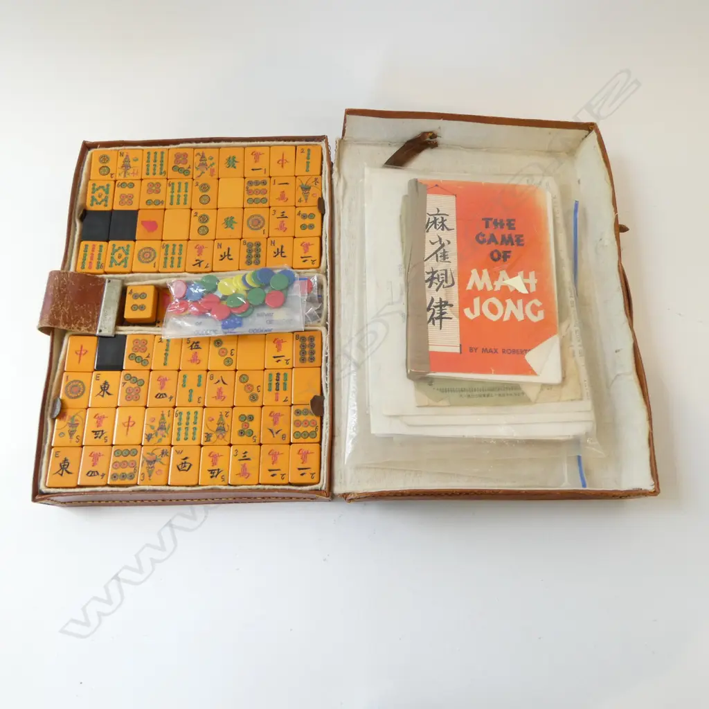 CASED MAH JONG + GUIDES Image 1++