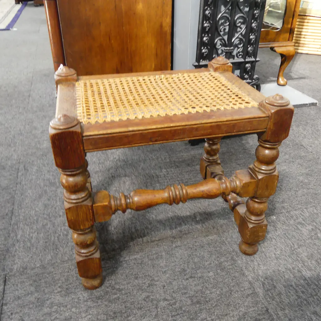 WOODEN STOOL W.410mm Image 1++