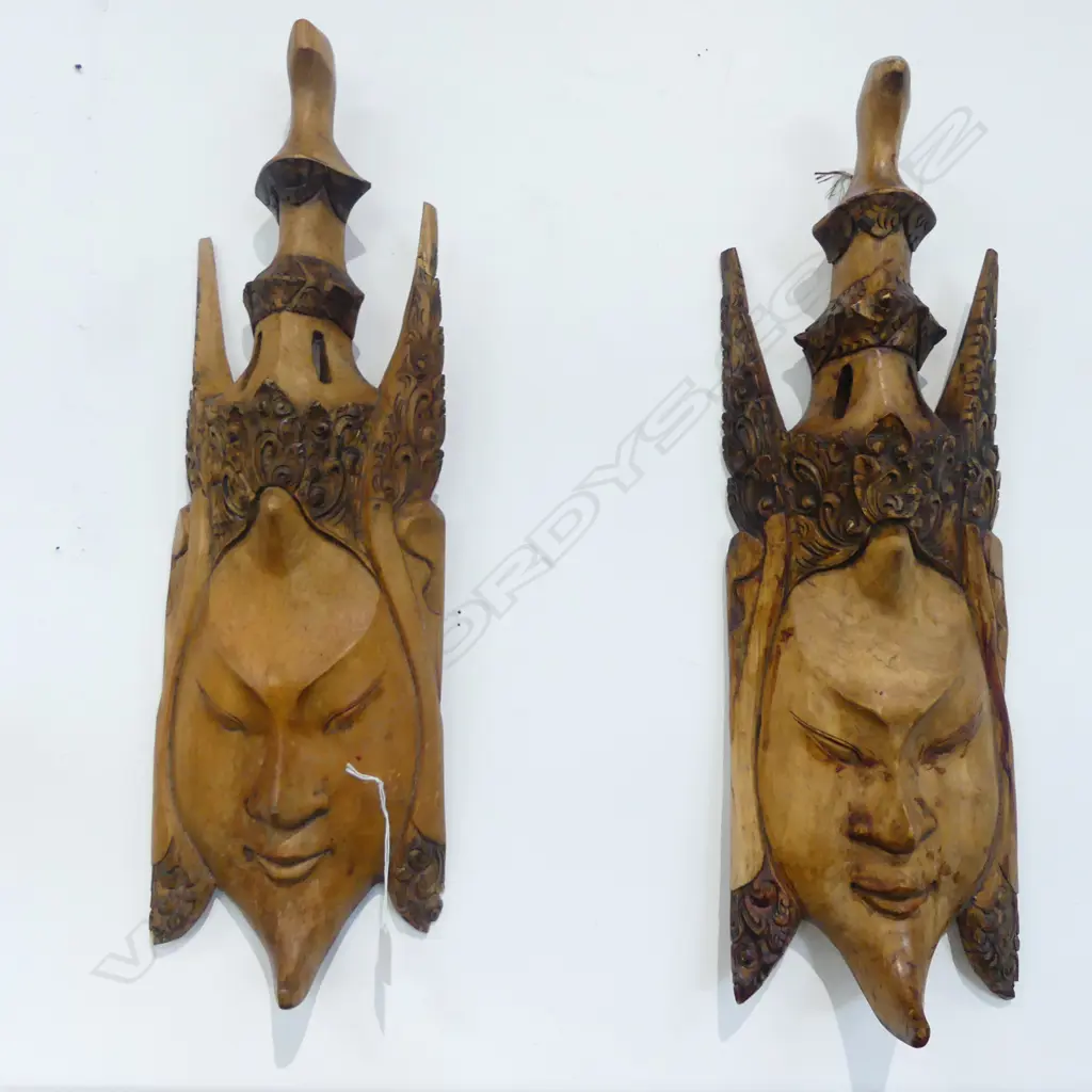 PR CARVED MASKS H.640mm Image 1++